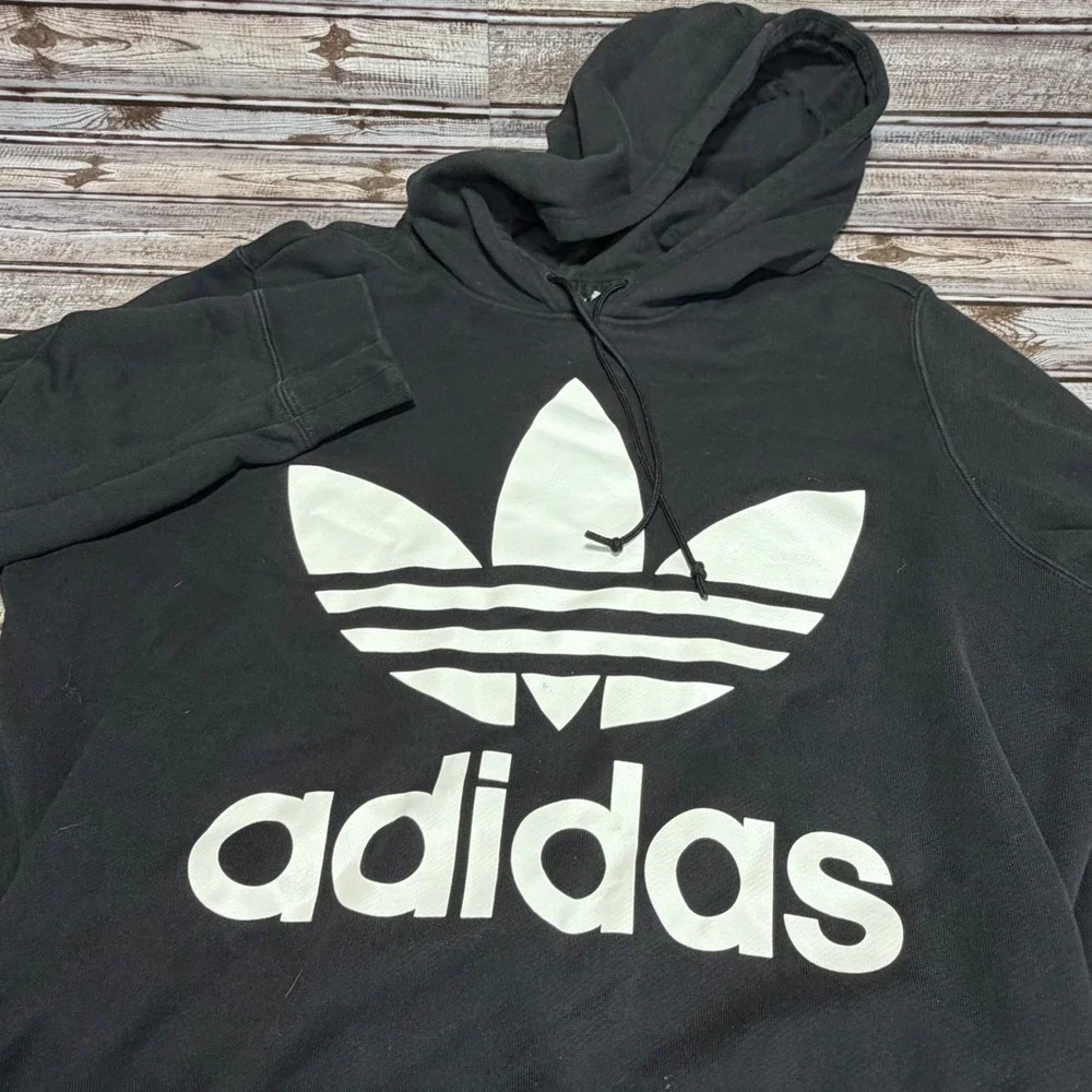 Adidas Hoodie Mens‎ XL Black Trefoil Logo Graphic Pullover Runs Small